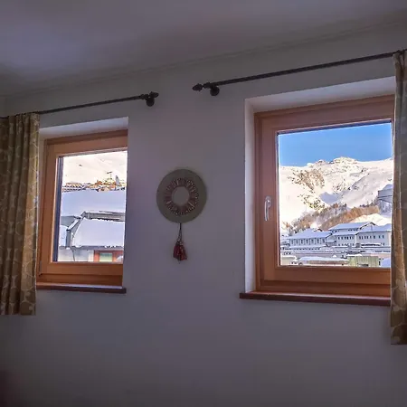 The Breeze Way Apartman